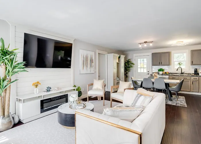Luxury Midterm Rental For Families, Medical And Corporate Professionals Cincy